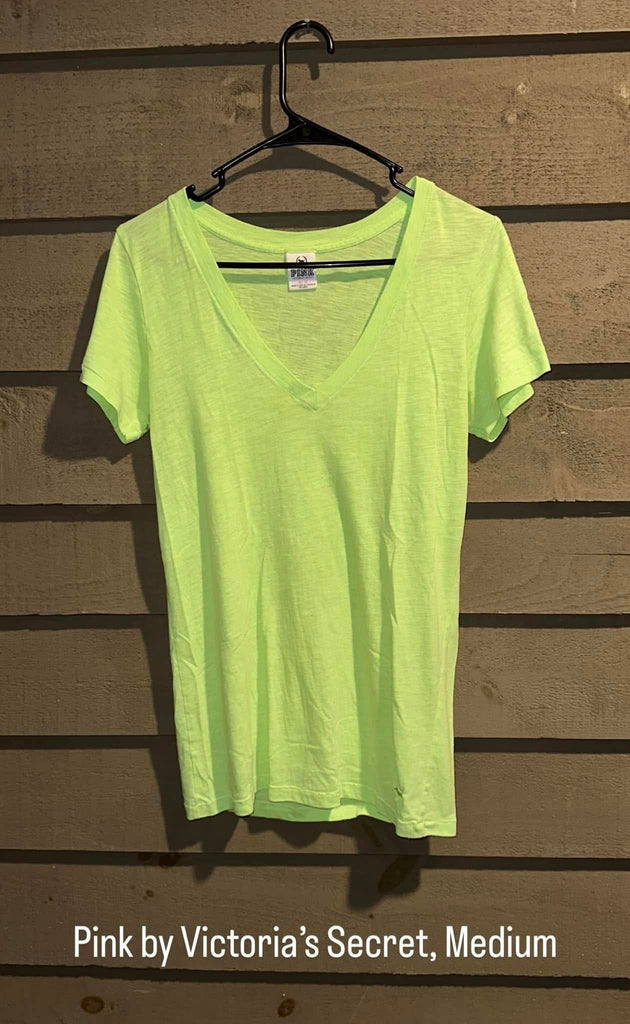 Victoria's Secret Pink V-neck tees – WashAshore Store